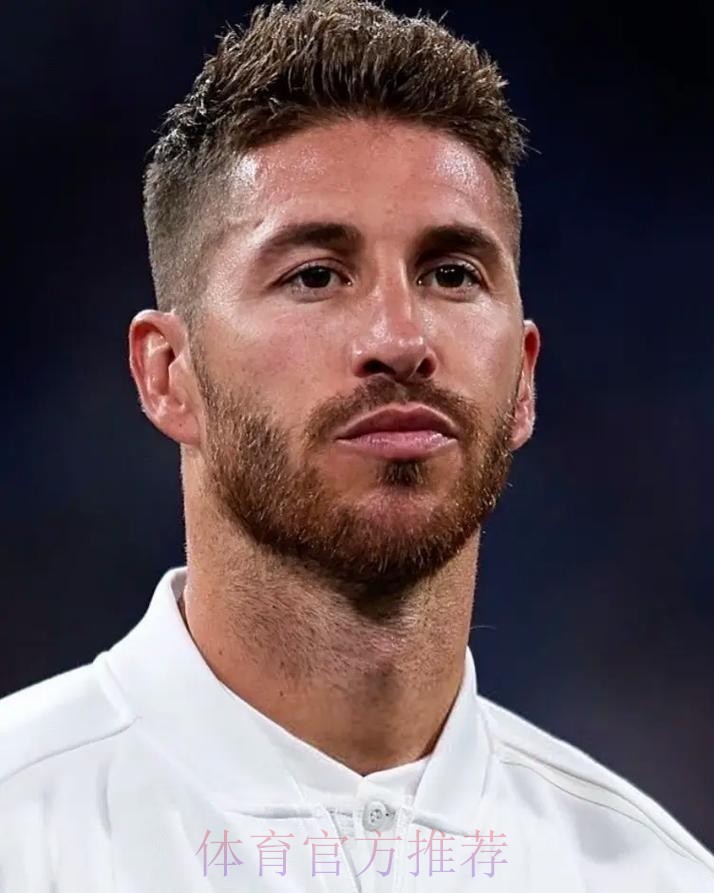 记者：拉莫斯已经告知皇马自己不会续约